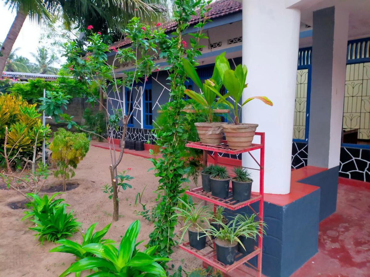 Eastwind Surf Camp Hotel Arugam Bay Exterior foto