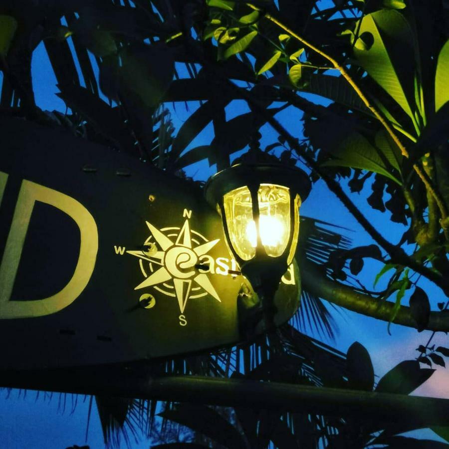 Eastwind Surf Camp Hotel Arugam Bay Exterior foto