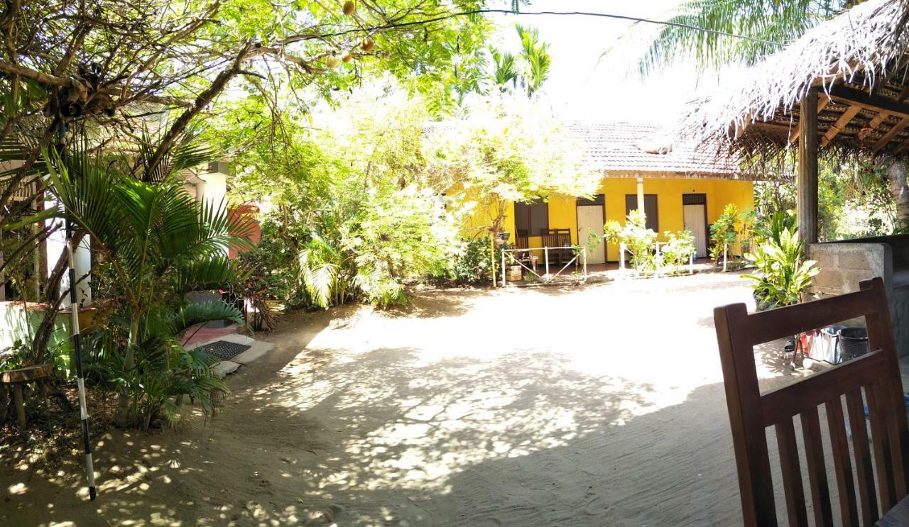 Eastwind Surf Camp Hotel Arugam Bay Exterior foto